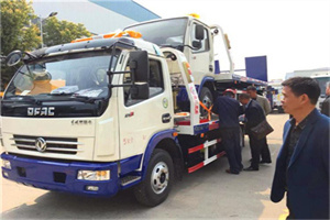 淅川汽车道路救援拖车价格